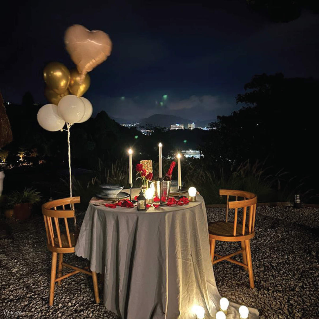 Romantic Party Decoration Tips for Birthdays, Proposals, and Anniversaries
